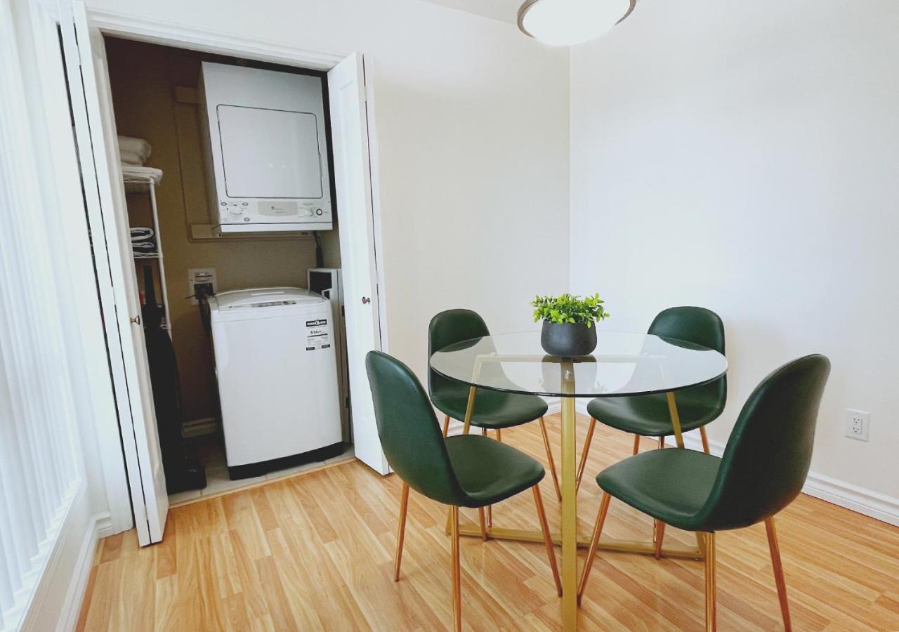شقة Downtown Waterfront Kelowna Oasis Newly Renovated 2Bed 2Bath المظهر الخارجي الصورة