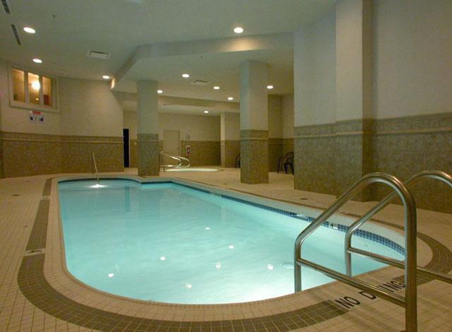 شقة Downtown Waterfront Kelowna Oasis Newly Renovated 2Bed 2Bath المظهر الخارجي الصورة
